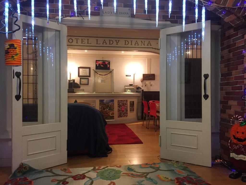 Hotel Lady Diana & St. Georges Хакуба Екстериор снимка